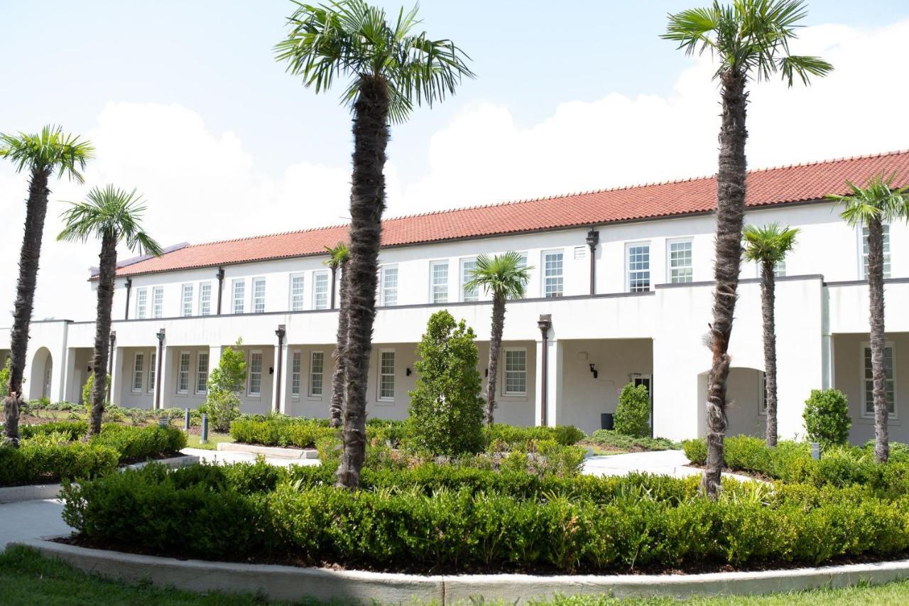 Centennial Plaza Resort Gulfport Exterior photo